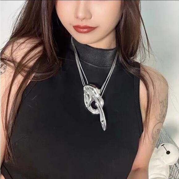 Silver Geometric Handmade Creative Design Necklace Party Event - Picture 4 of 13